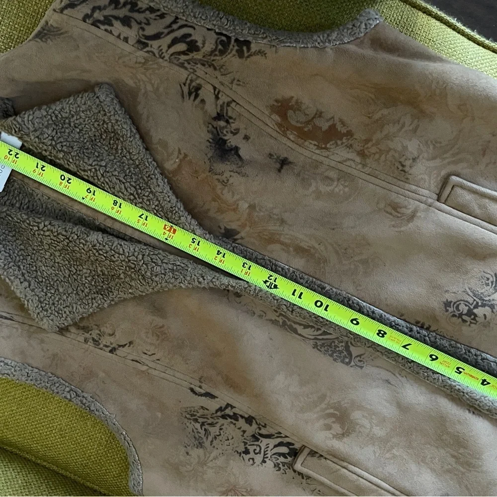 Dana Buchman Shearling Vest Women Size 10 Cognac Faux Suede Sherpa Cabincore - Picture 10 of 11